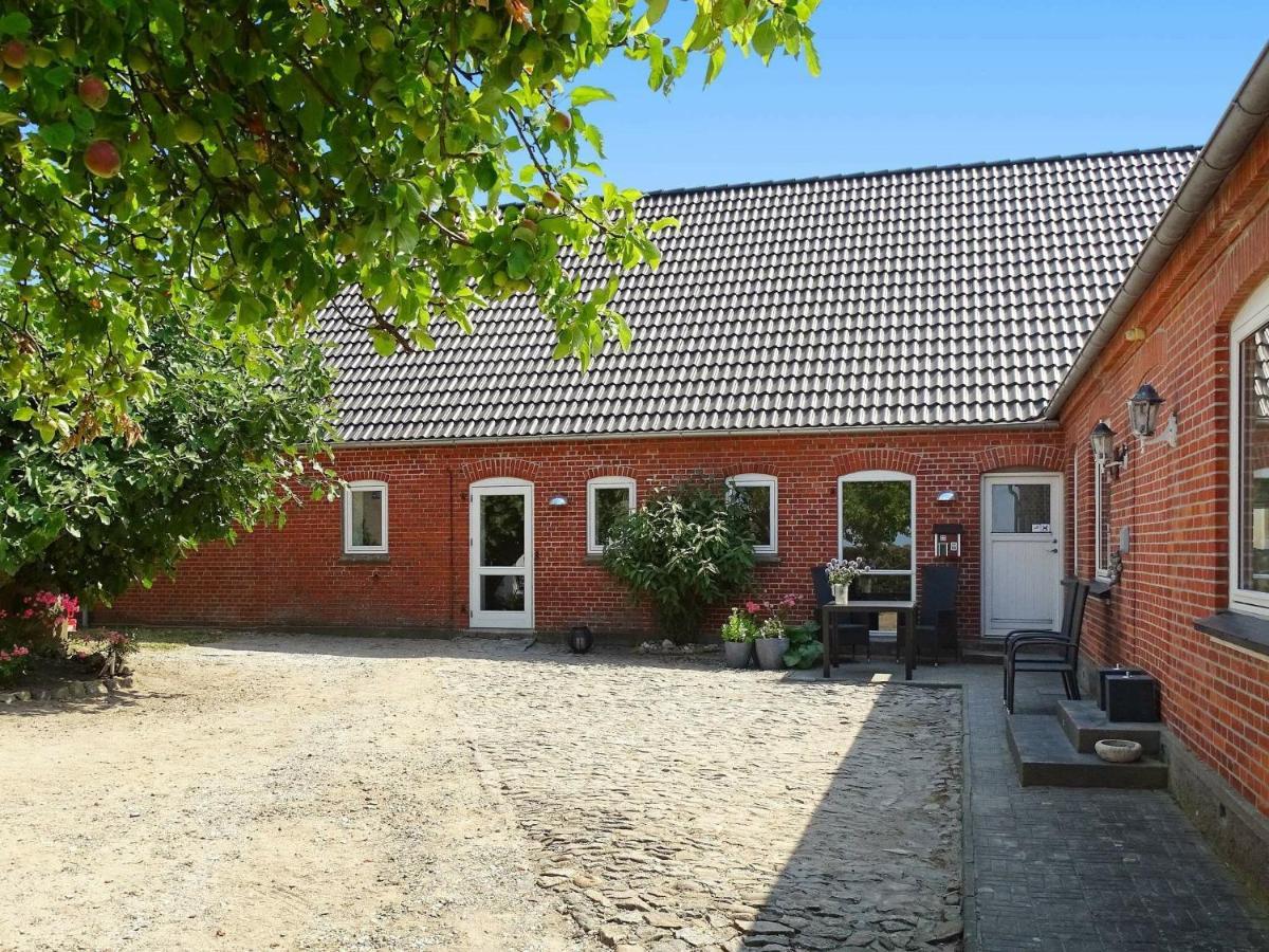 14 Person Holiday Home In R Sk Bing Ærøskøbing Exteriör bild