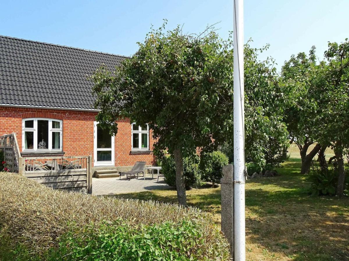 14 Person Holiday Home In R Sk Bing Ærøskøbing Rum bild