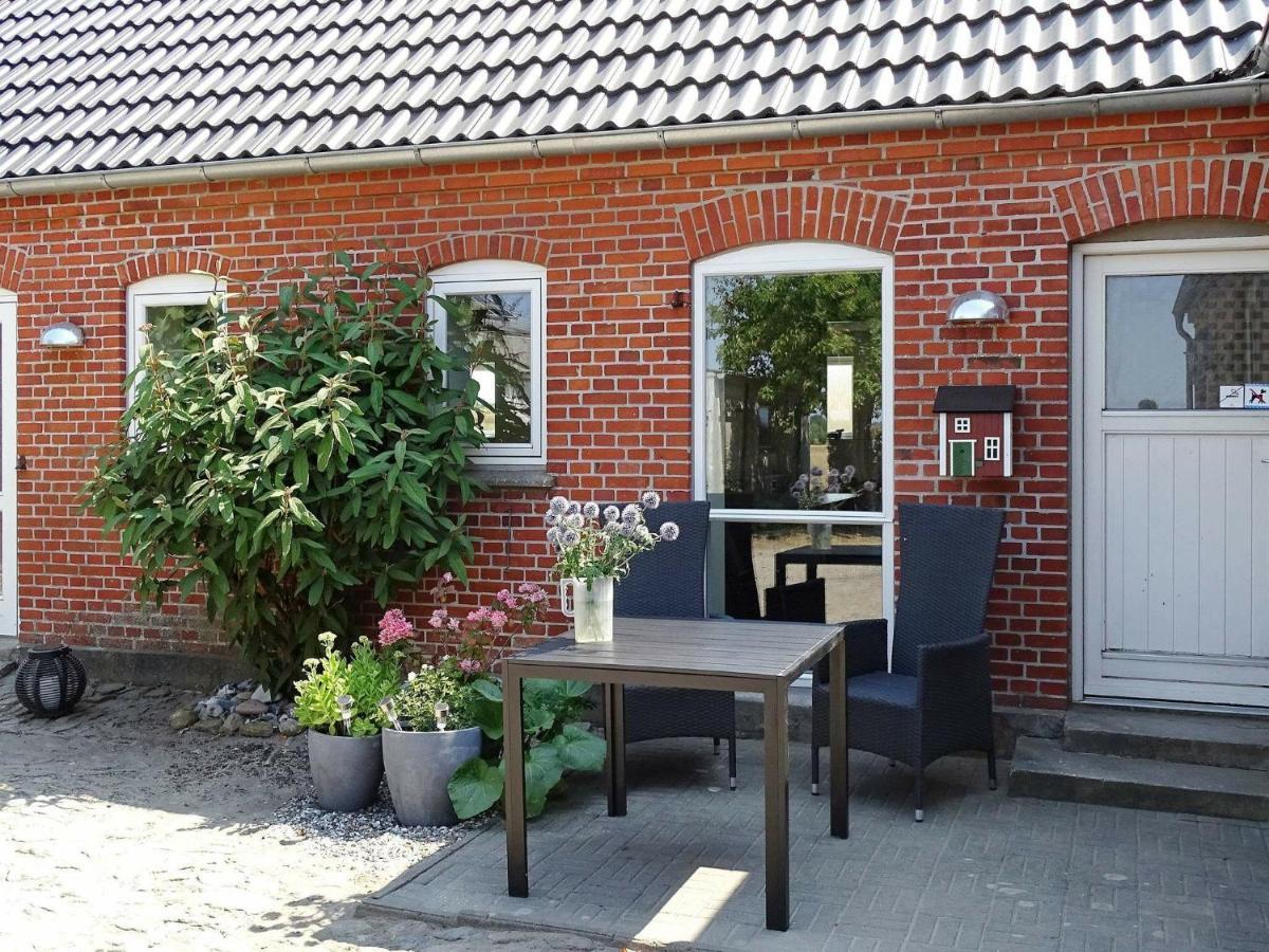 14 Person Holiday Home In R Sk Bing Ærøskøbing Rum bild